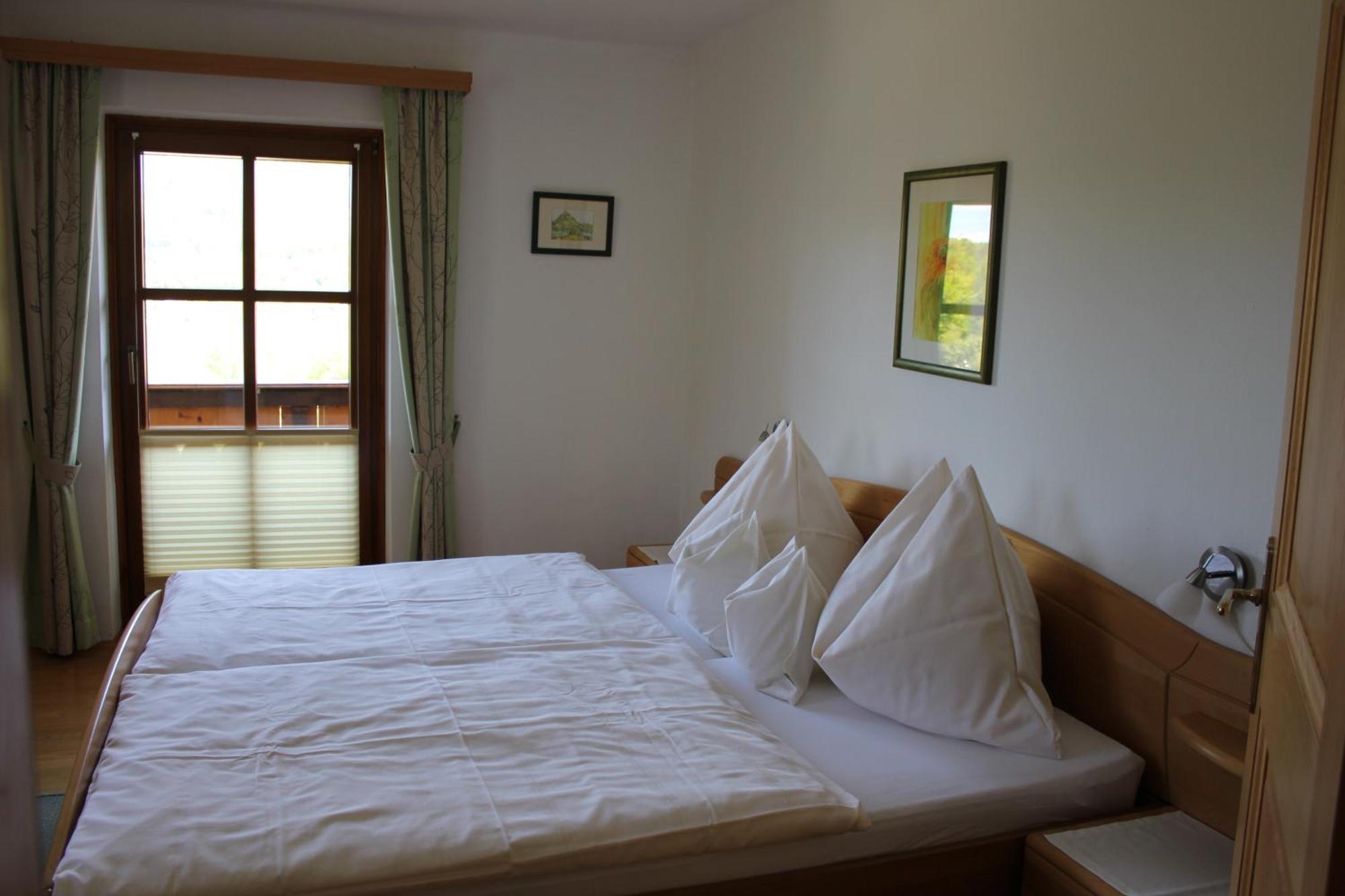 Ferienwohnung Haus Klaushofer Fuschl am See Exterior foto